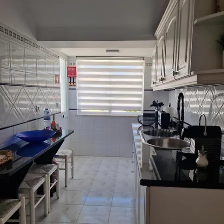 Sun's House אריסרייה