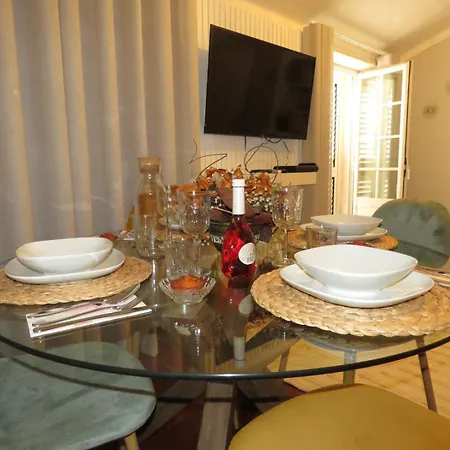 Sun's House 公寓 埃里塞拉